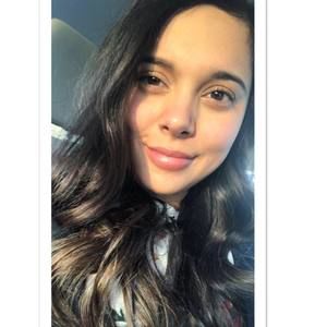 Meet your Posher, Marisa